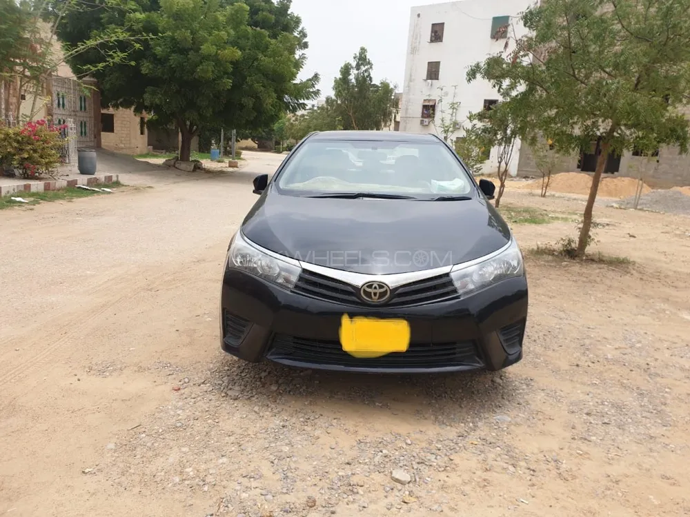 Toyota Corolla 2016 for Sale in Karachi Image-1