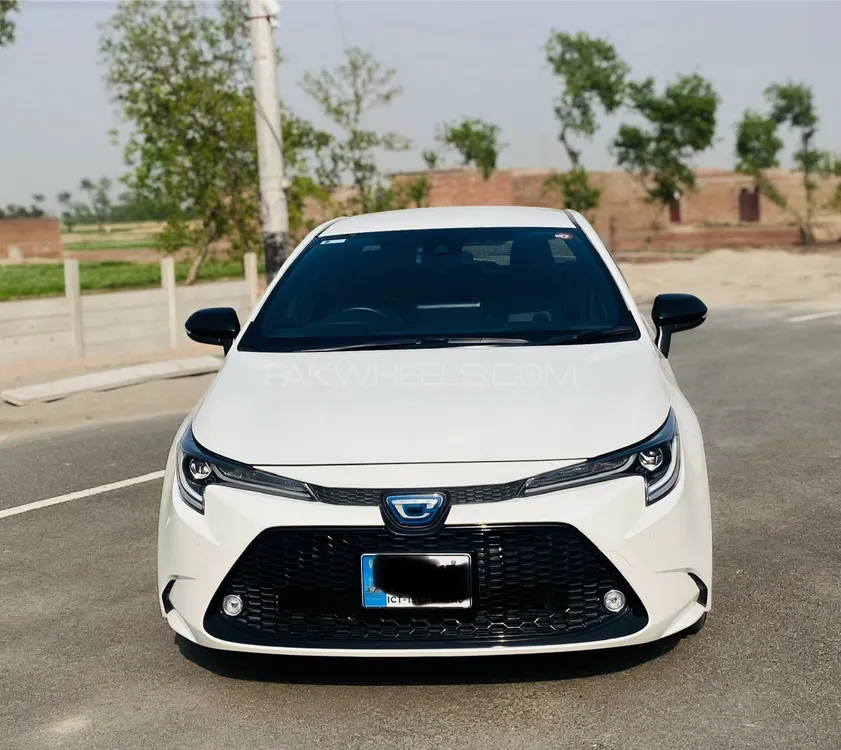 Toyota Corolla 2019 for Sale in Faisalabad Image-1
