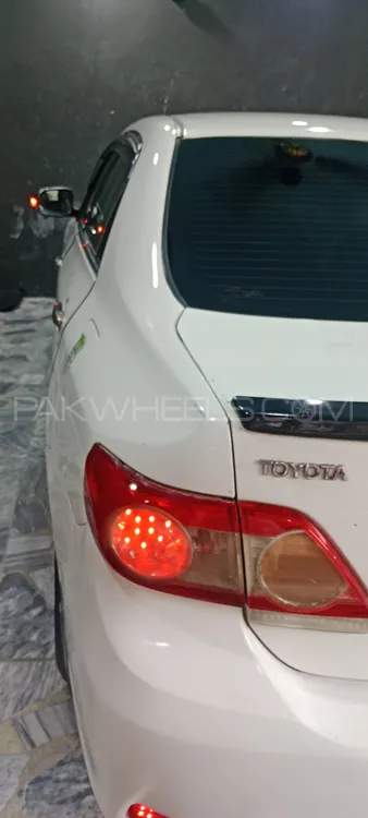 Toyota Corolla 2010 for Sale in Peshawar Image-1