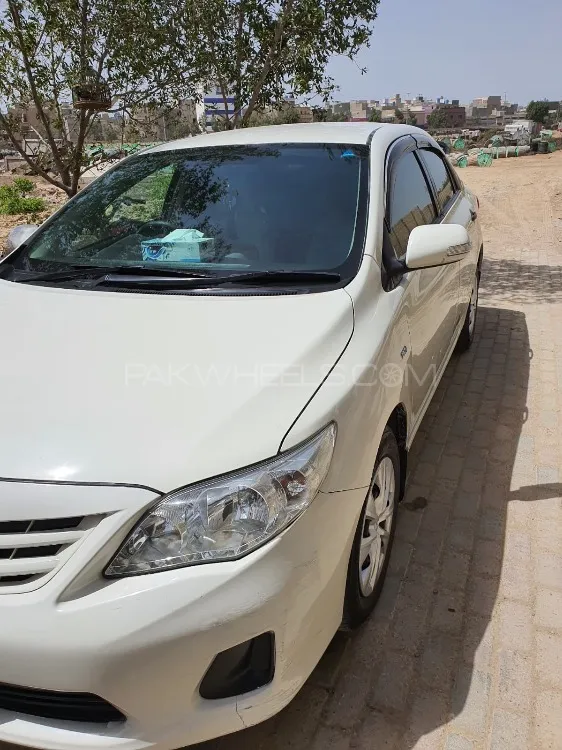 Toyota Corolla 2013 for Sale in Karachi Image-1
