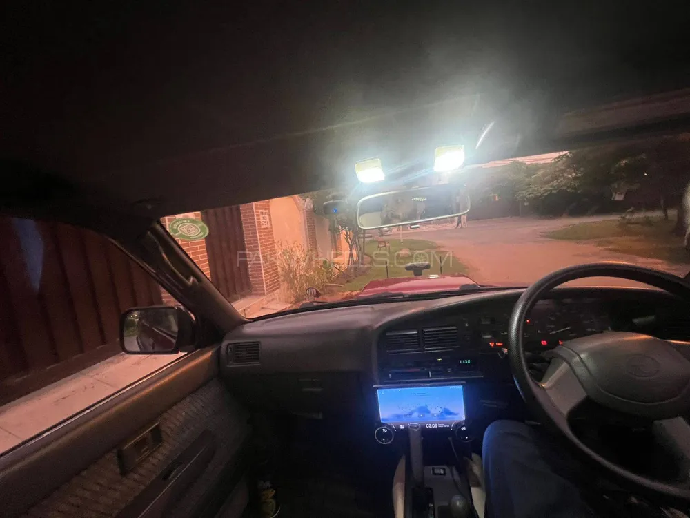 Toyota Surf 1992 for Sale in Lahore Toyota Surf 1992 for Sale in Lahore Image-4