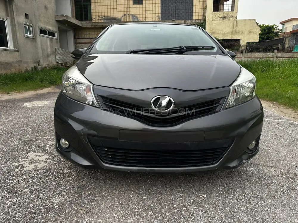 Toyota Vitz 2014 for Sale in Rawalpindi Image-1