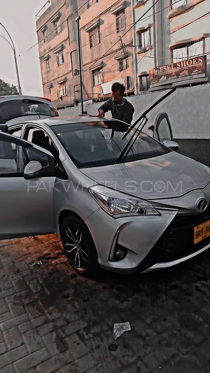 Toyota Vitz 2020 for Sale in Karachi Image-1