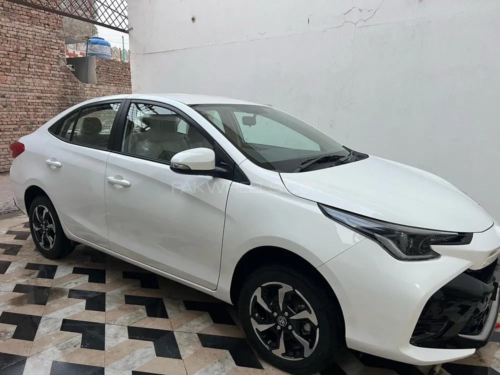 Toyota Yaris Sedan 2025 for Sale in Lahore Image-1