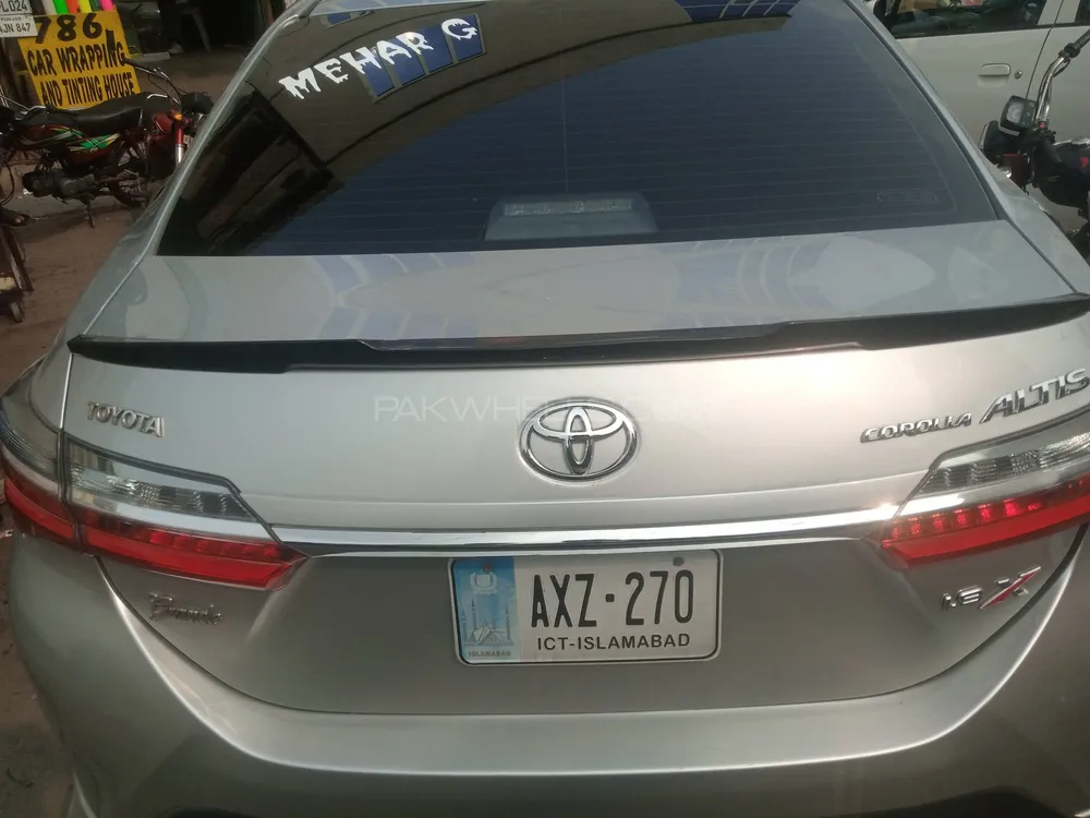 Corolla 15 model spoiler new design Image-1