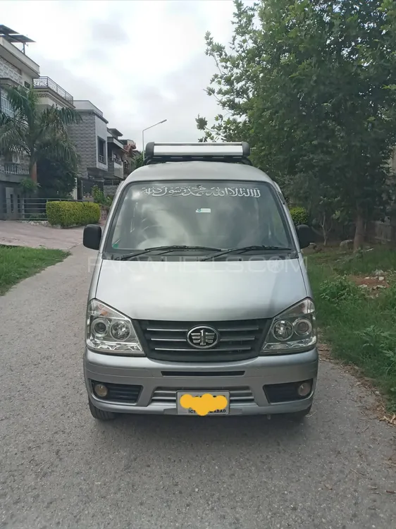 FAW X-PV 2018 for Sale in Islamabad Image-1