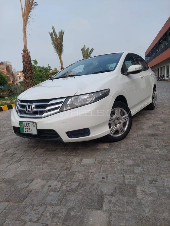 Honda City 2016 for Sale in Faisalabad Image-1