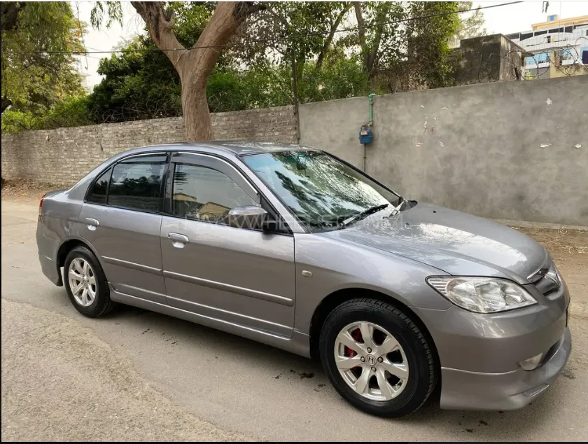 Honda Civic 2004 for Sale in Islamabad Image-1