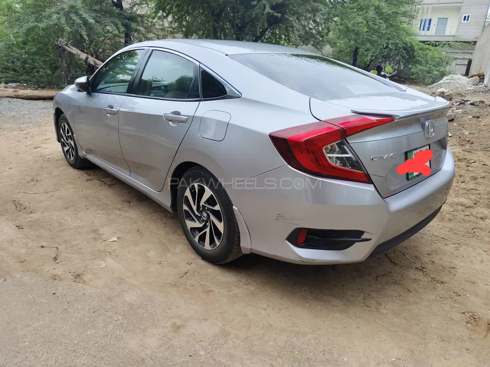 Honda Civic 2017 for Sale in Gojra Image-1
