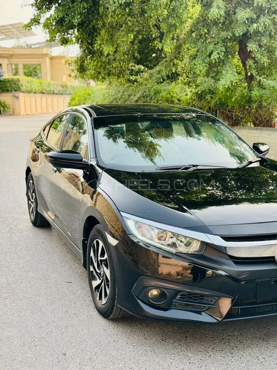 Honda Civic 2018 for Sale in Multan Image-1