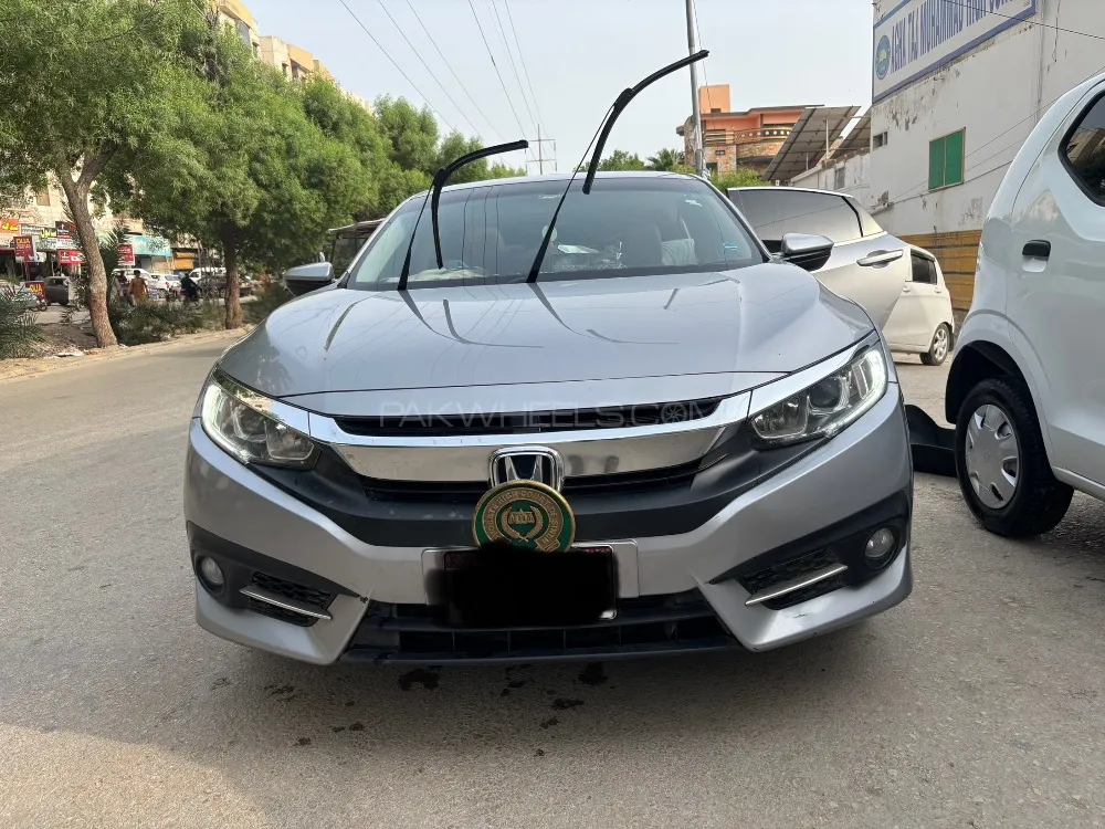 Honda Civic 2019 for Sale in Hyderabad Image-1