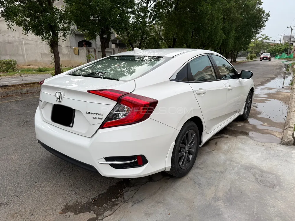 Honda Civic 2020 for Sale in Lahore Image-1