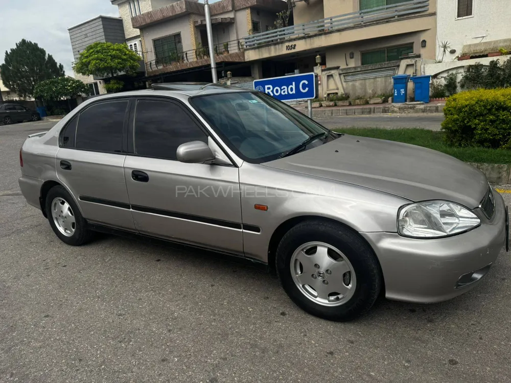 Honda Civic 2001 for Sale in Islamabad Image-1
