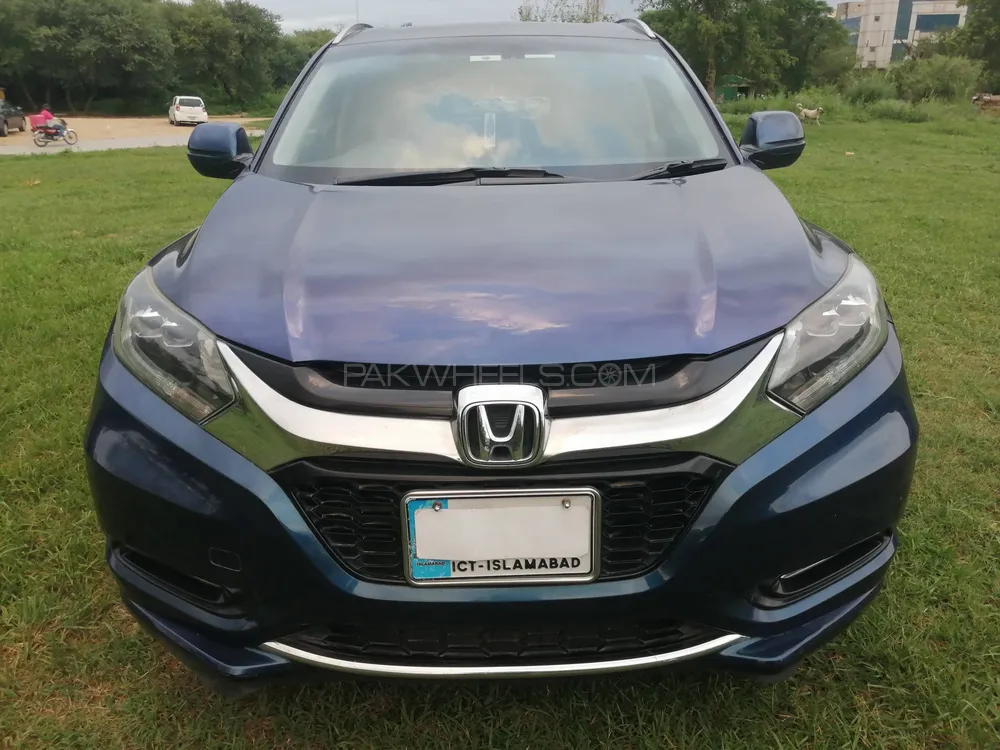 Honda Vezel 2016 for Sale in Islamabad Image-1
