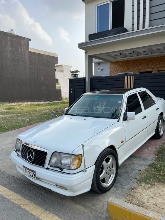 Mercedes Benz E Class 1986 for Sale in Islamabad Image-1