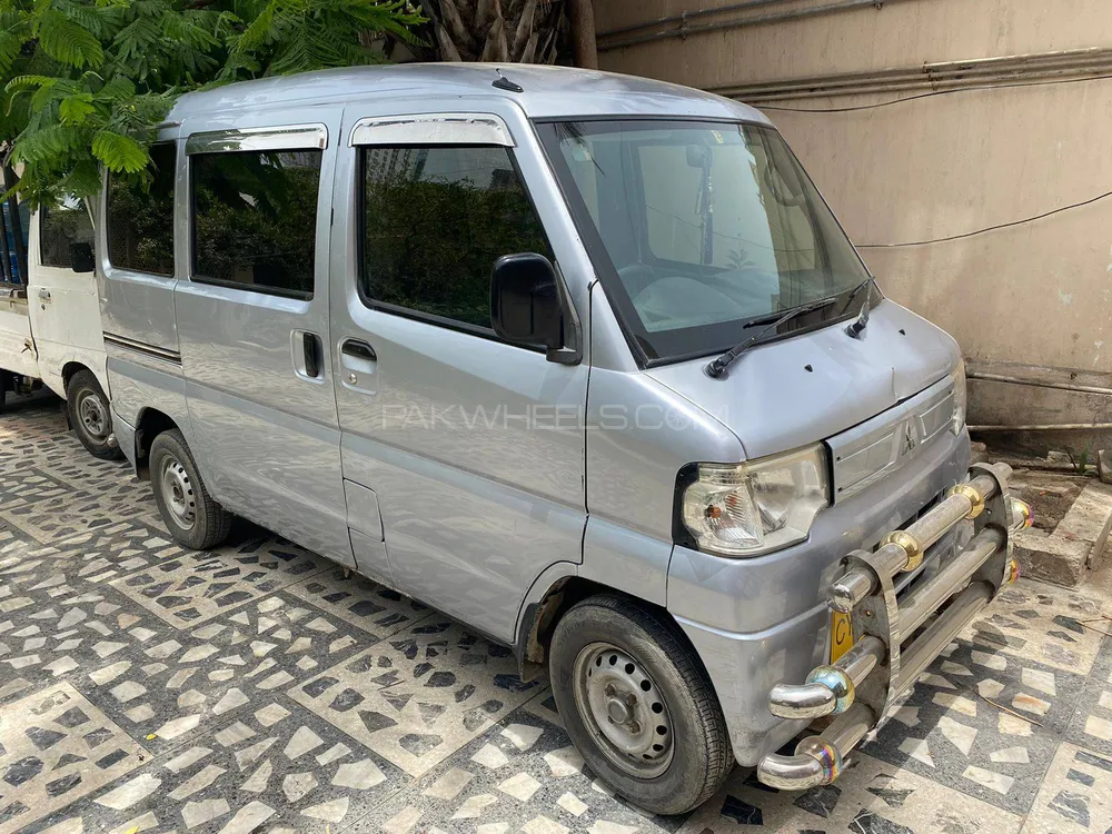 Mitsubishi Minicab 2013 for Sale in Karachi Image-1