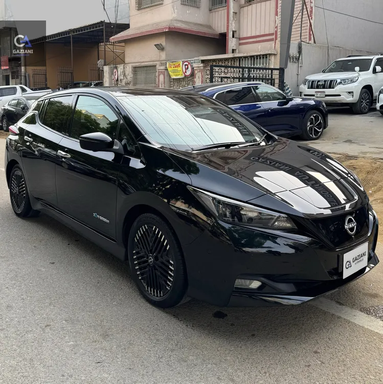 Nissan Leaf 2022 for Sale in Karachi Image-1