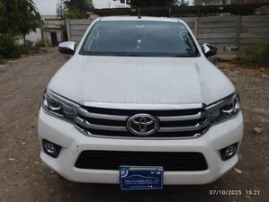 Toyota Hilux Revo V Automatic 3.0  2021 for Sale