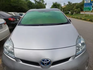 Toyota Prius S Touring Selection GS 1.8 2013 for Sale