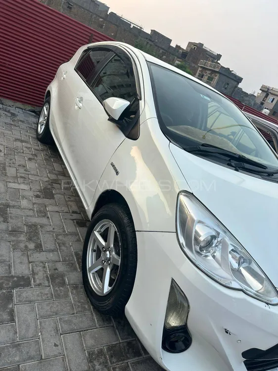 Toyota Aqua 2015 for Sale in Islamabad Image-1