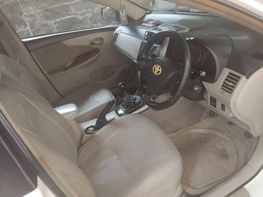 Toyota Corolla 2011 for Sale in Muzaffarabad Image-1