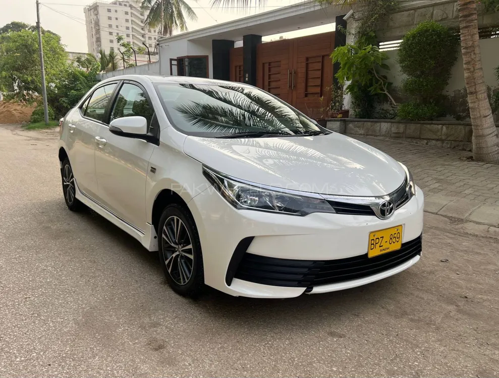 Toyota Corolla 2019 for Sale in Karachi Image-1