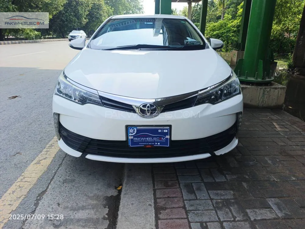 Toyota Corolla 2020 for Sale in Lahore Image-1