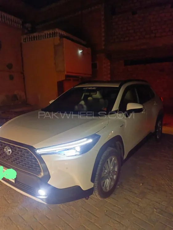 Toyota Corolla Cross 2024 for Sale in Thatta Image-1