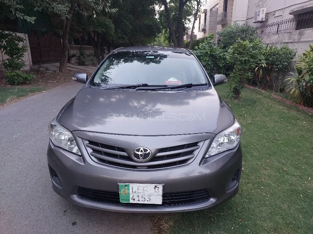 Toyota Corolla 2013 for Sale in Lahore Image-1