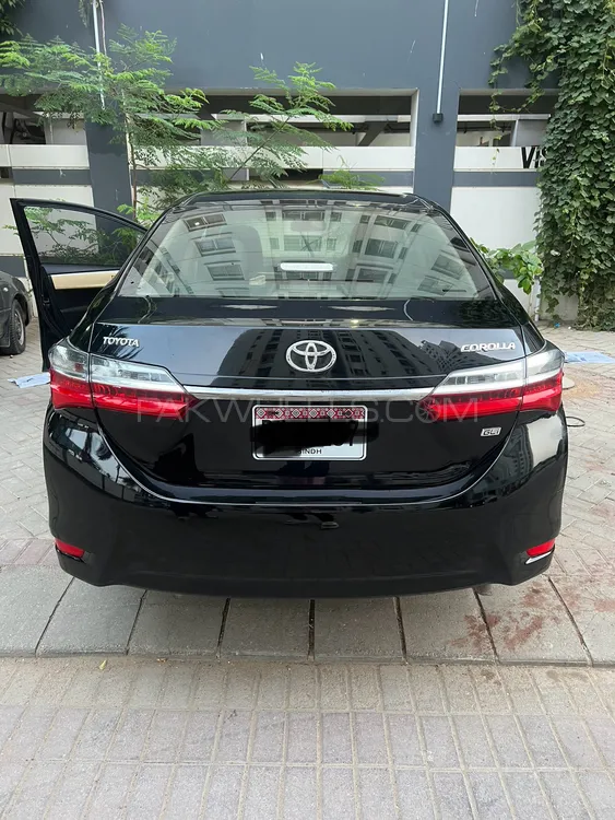 Toyota Corolla 2019 for Sale in Karachi Image-1