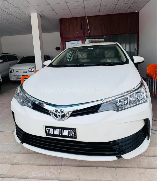 Toyota Corolla 2020 for Sale in Larkana Image-1