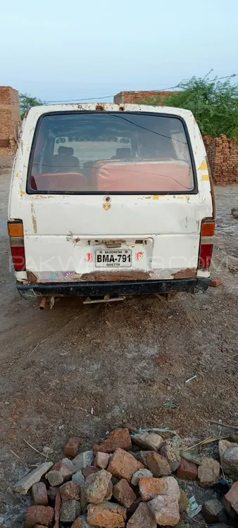 Toyota Hiace 1988 for Sale in Larkana Image-1