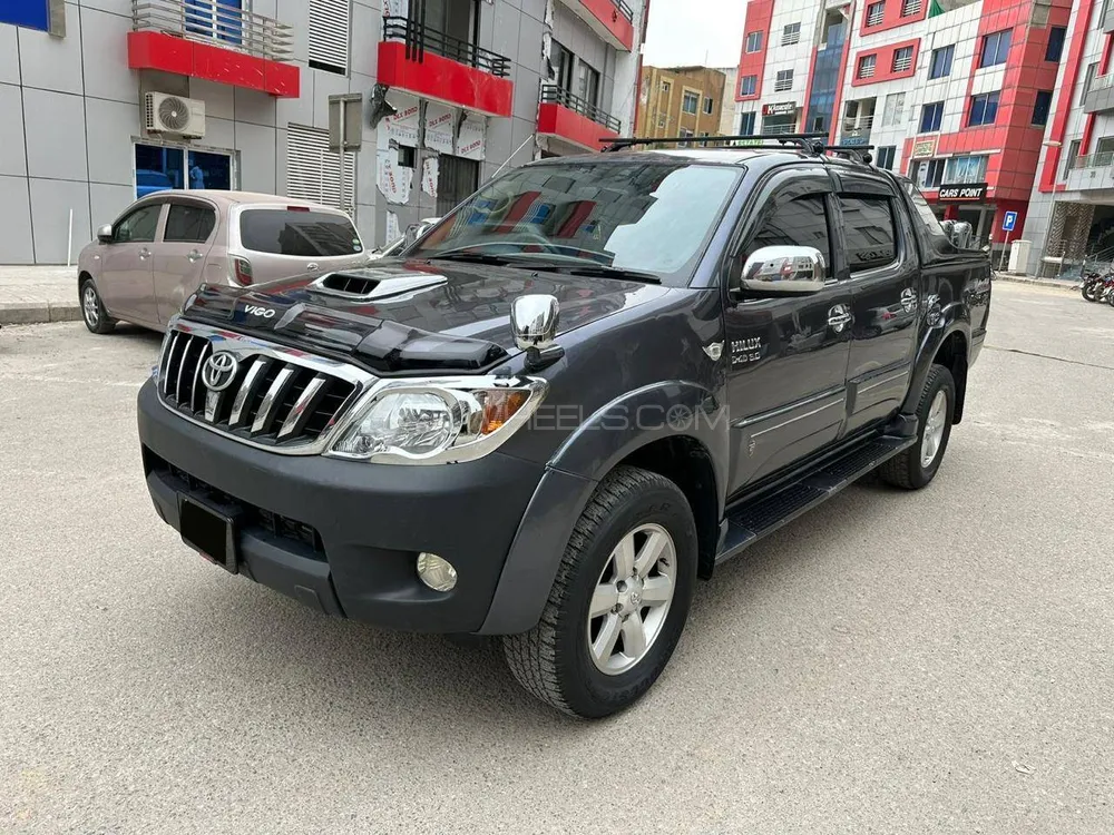 Toyota Hilux 2009 for Sale in Jhang Image-1
