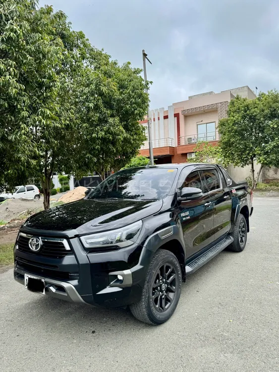 Toyota Hilux 2022 for Sale in Faisalabad Image-1