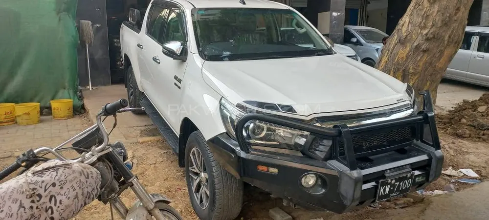 Toyota Hilux 2018 for Sale in Karachi Image-1