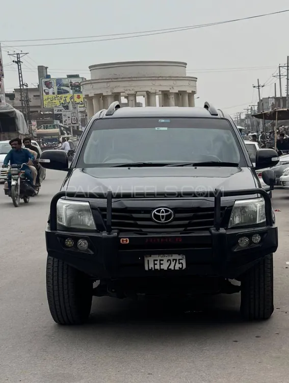 Toyota Hilux 2013 for Sale in Sheikhupura Image-1