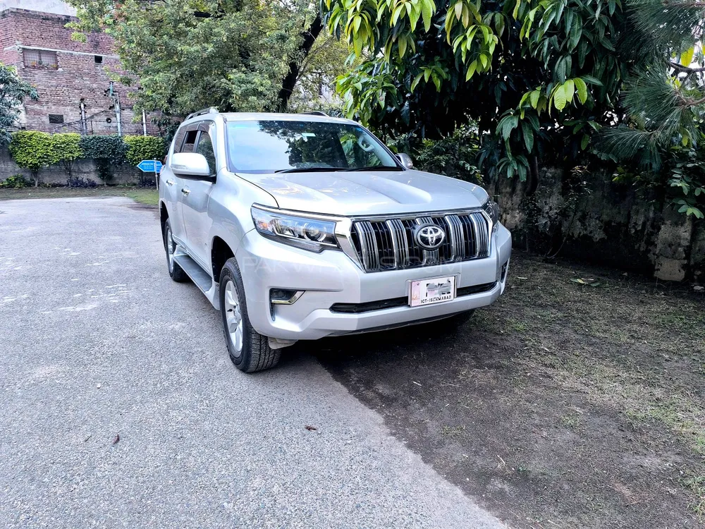 Toyota Prado 2010 for Sale in Sialkot Image-1