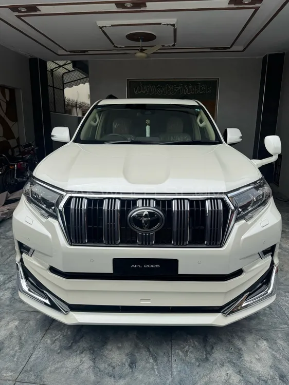 Toyota Prado 2019 for Sale in Lahore Image-1