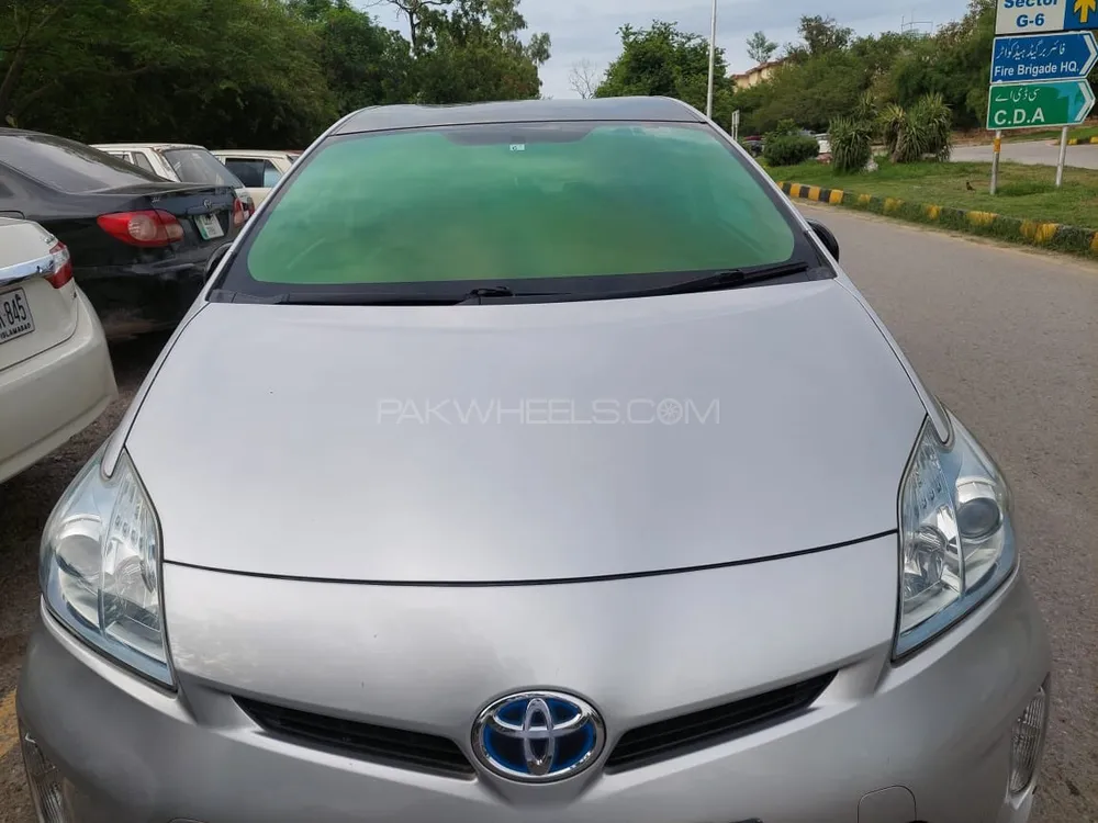Toyota Prius 2013 for Sale in Islamabad Image-1