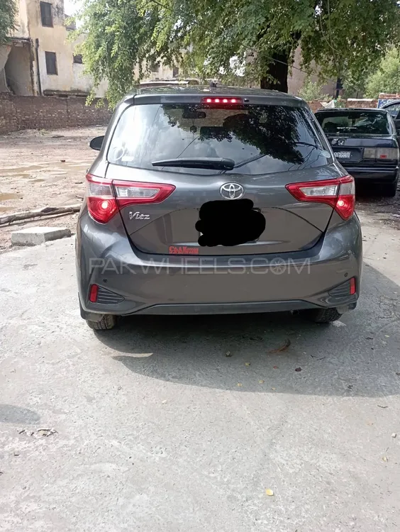 Toyota Vitz 2019 for Sale in Lahore Image-1