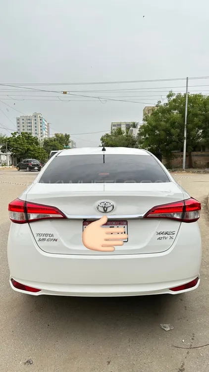 Toyota Yaris Sedan 2021 for Sale in Karachi Image-1