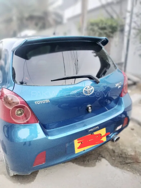 Toyota Yaris Hatchback 2011 for Sale in Karachi Toyota Yaris Hatchback 2011 for Sale in Karachi Image-3