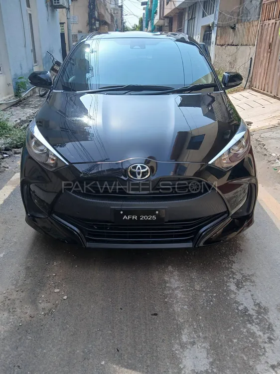 Toyota Yaris Hatchback 2021 for Sale in Lahore Image-1