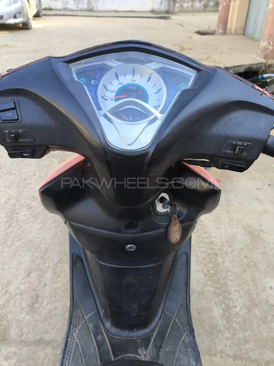 United US 100 2018 for Sale Image-1