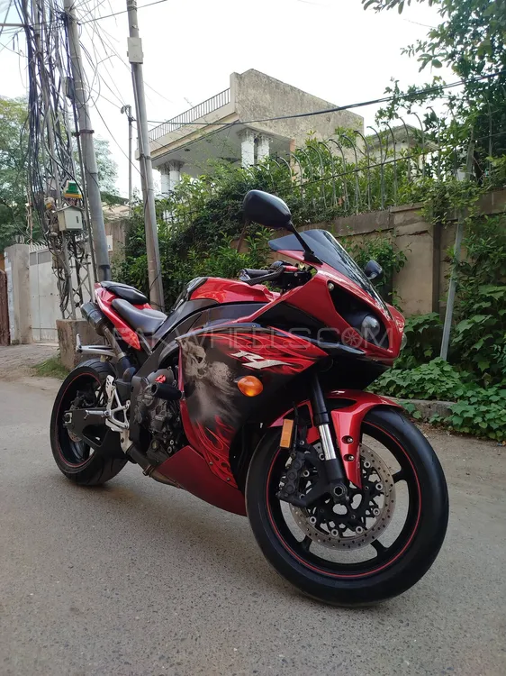 Yamaha YZF-R1 2011 for Sale Image-1