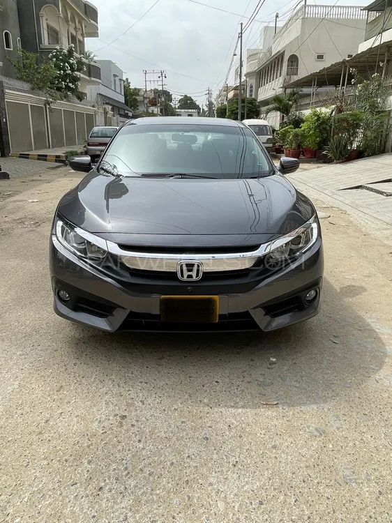Honda Civic 2018 for Sale in Hyderabad Image-1