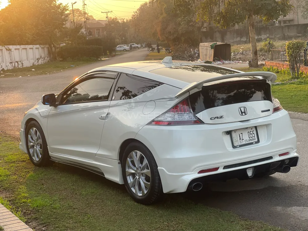 Honda CR-Z 2010 for Sale in Lahore Image-1