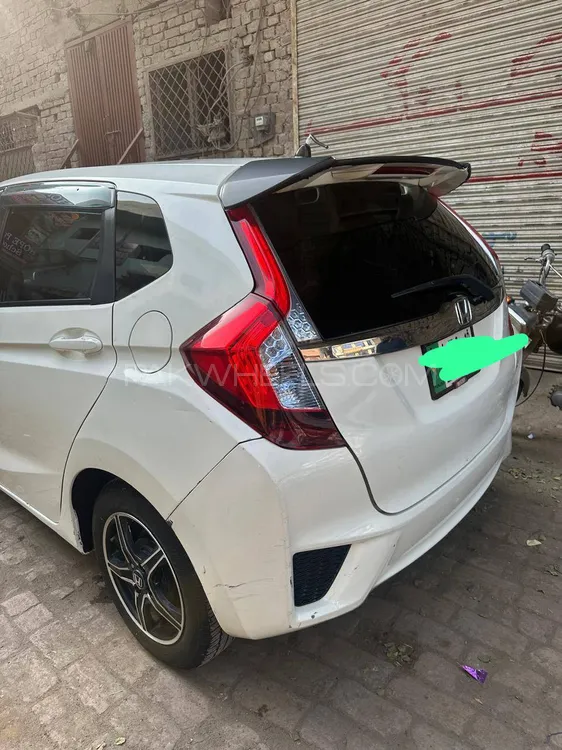 Honda Fit 2016 for Sale in Lahore Image-1