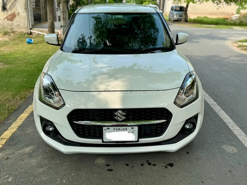 Suzuki Swift 2023 for Sale in Faisalabad Image-1