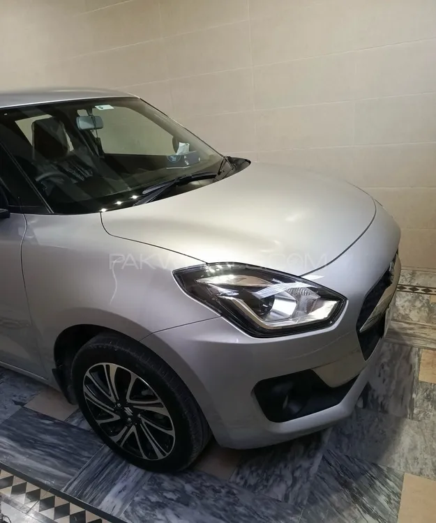 Suzuki Swift 2024 for Sale in Faisalabad Image-1